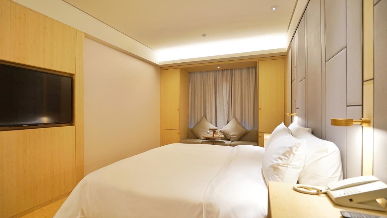 Ji Hotel Shenzhen Shennan Avenue Huaqiang Exterior photo